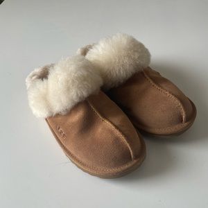 Ugg Women’s Scuffette Slippers Light Brown LIKE NEW Size 5